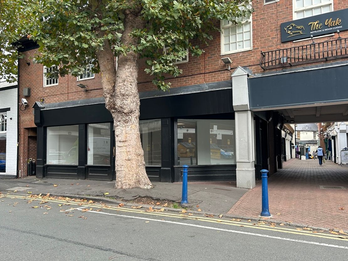 Unit 11 Victoria Passage, Stourbridge, West Midlands, DY8 1DP