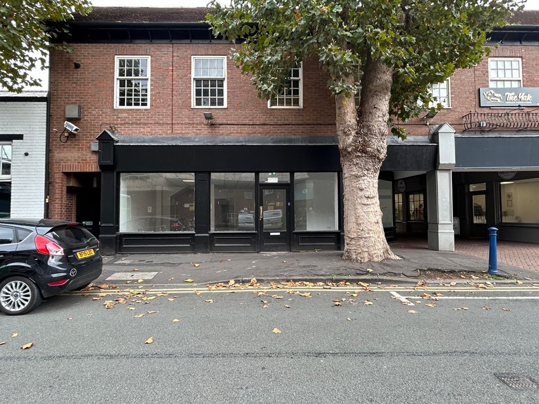 Unit 11 Victoria Passage, Stourbridge, West Midlands, DY8 1DP