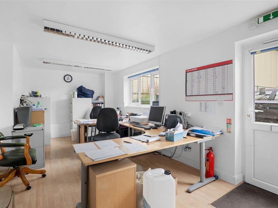 Bourton Industrial Park, Bourton-On-The-Water, Cheltenham