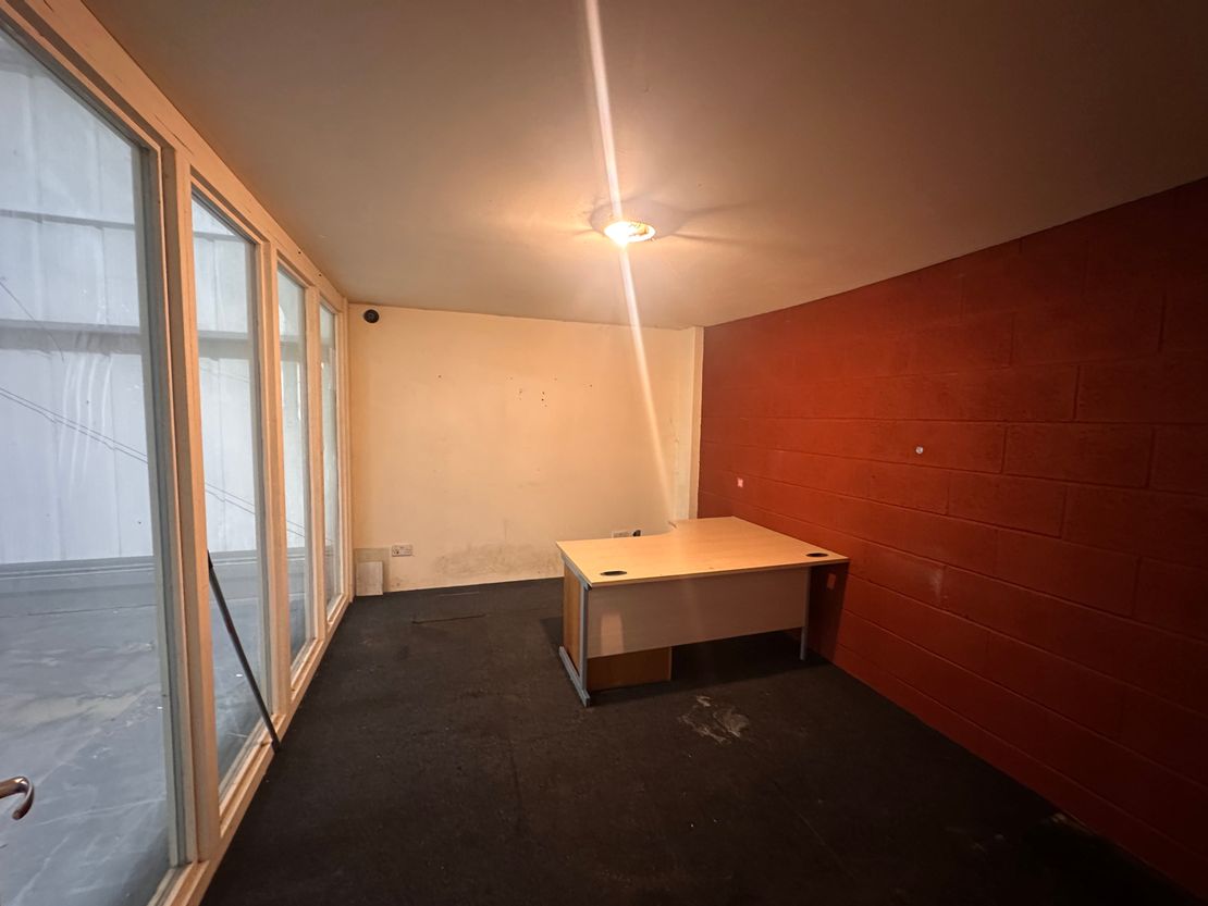 Unit 20, Heron Business Centre, Henwood, Ashford, Kent, TN24 8DH
