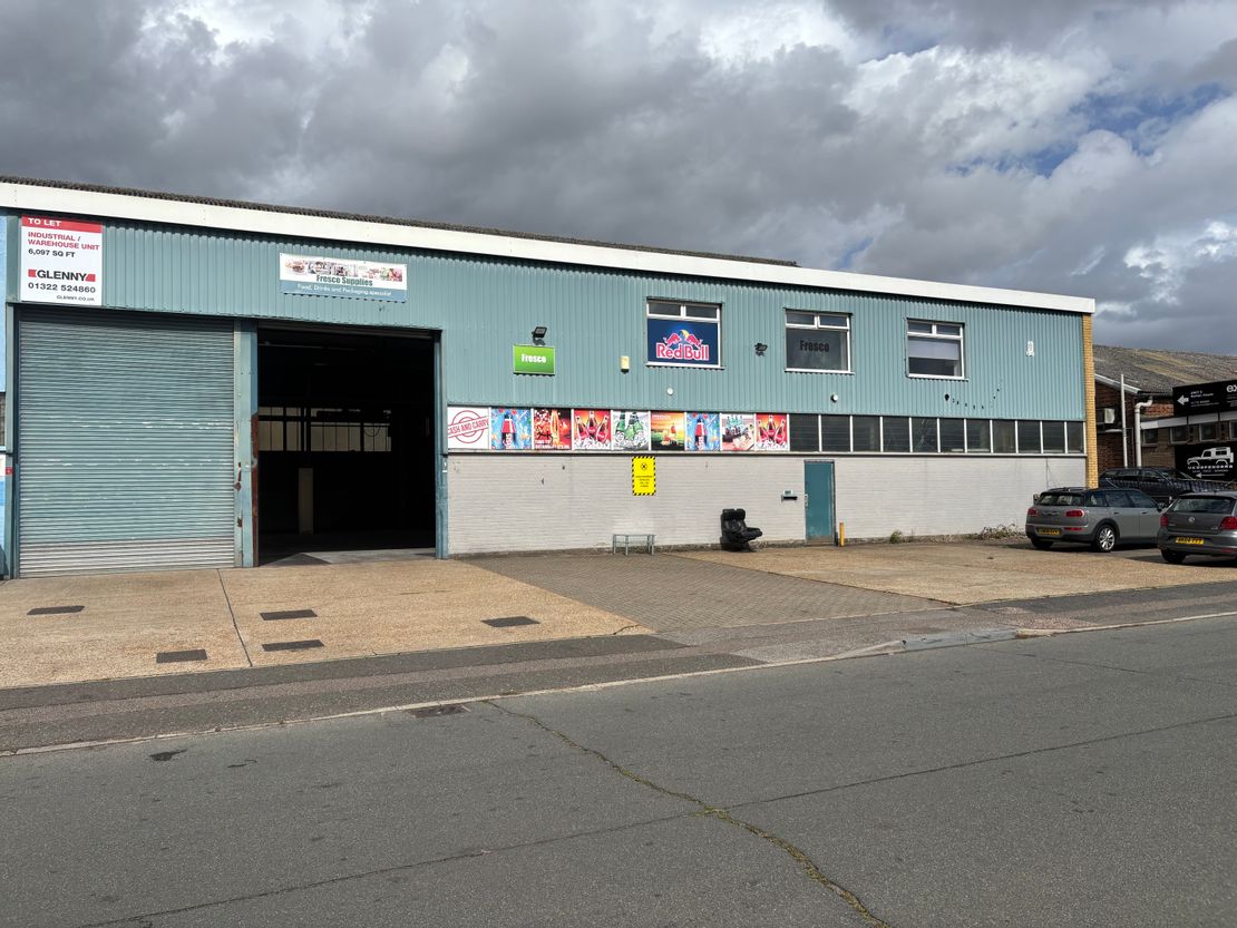 Unit 3 Monza House, Fircroft Way, Edenbridge, Kent, TN8 6EJ