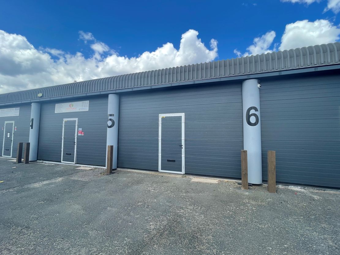 Unit 8, 119-121 Nathan Way, Thamesmead, SE28 0AQ
