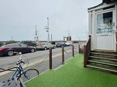 Property Image for Alderley Hotel, 581 New South Promenade, Blackpool, FY4 1NG