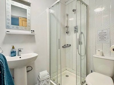 Property Image for Alderley Hotel, 581 New South Promenade, Blackpool, FY4 1NG