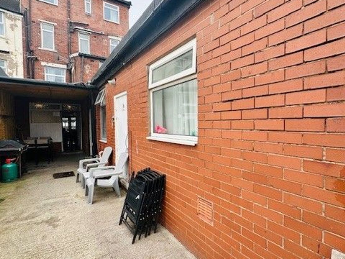 Alderley Hotel, 581 New South Promenade, Blackpool, FY4 1NG