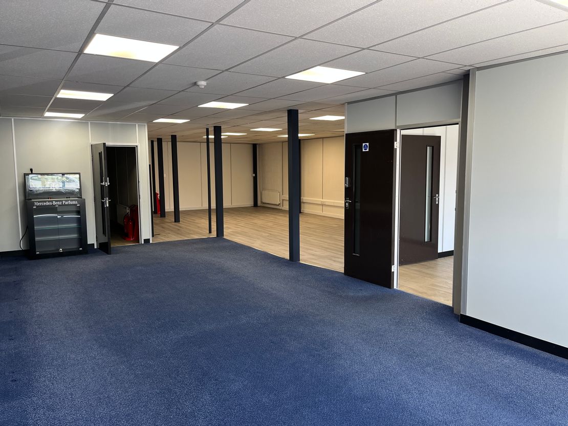 Unit 10 Bridgegate Centre, Welwyn Garden City, Hertfordshire, AL7 1JG