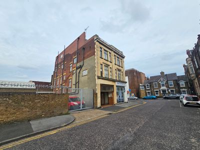Property Image for 45 Green Street, Gillingham, Kent, ME7 1AD