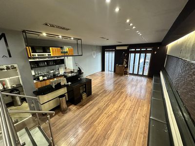Property Image for The Kingsway, Swansea
