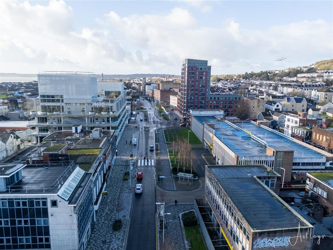 The Kingsway, Swansea