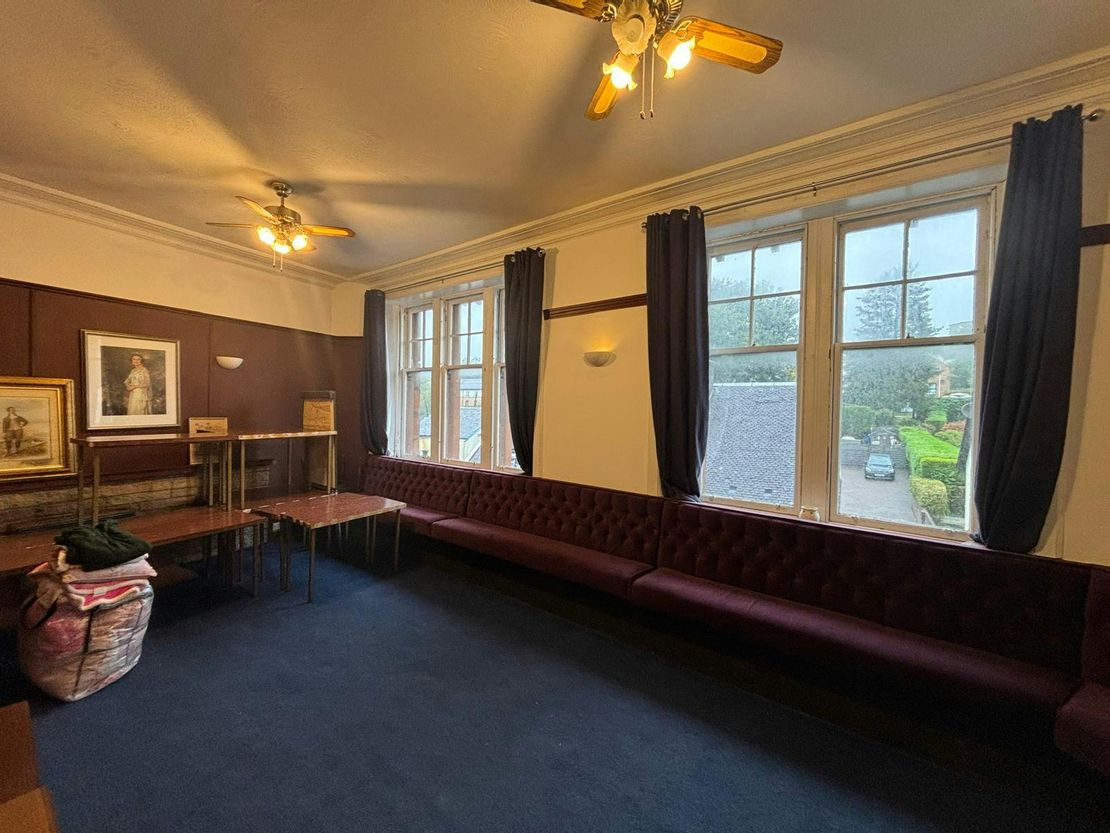 76 High Street, Lochwinnoch, PA12 4AA