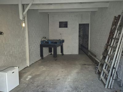 Property Image for 10 Merryvale Place, Giffnock, Glasgow, G46 6AT