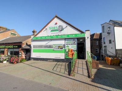 Property Image for 22 Station Road, Burgess Hill, West Sussex, RH15 9DS