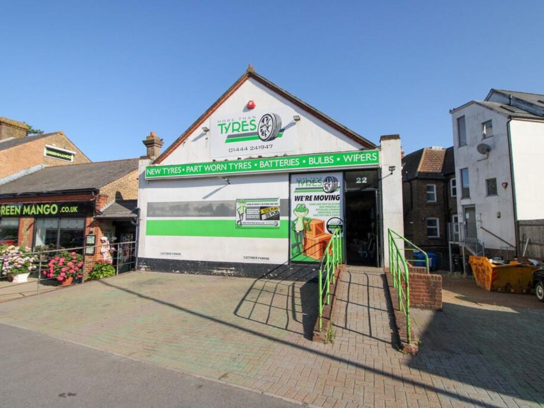 22 Station Road, Burgess Hill, West Sussex, RH15 9DS