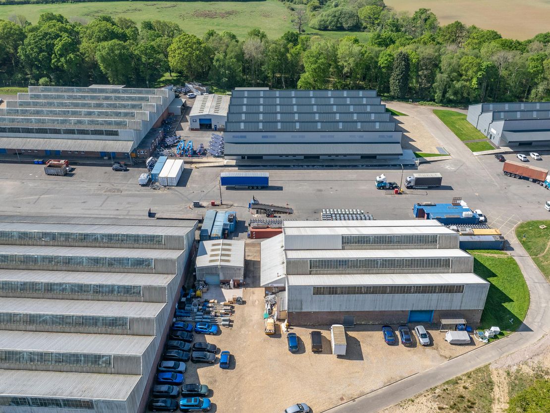 Units 6 & 7 Chalcroft Business Park, Burnetts Lane, West End, Southampton, SO30 2PA