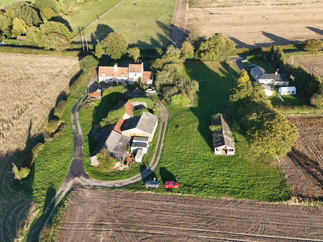 Potash Farm Development Site, Ipswich Road, Holbrook, Suffolk, IP9 2PJ