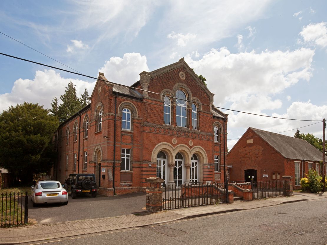 Former United Reformed Church, New Street, Great Dunmow, Essex, CM6 1BH