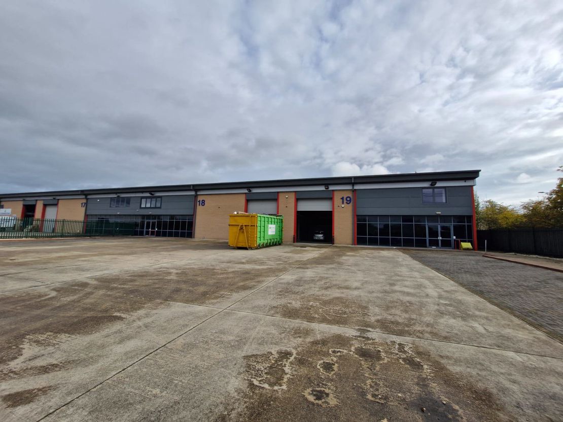 Unit 18-19, Durham Lane, Armthorpe, Doncaster, South Yorkshire, DN3 3FE