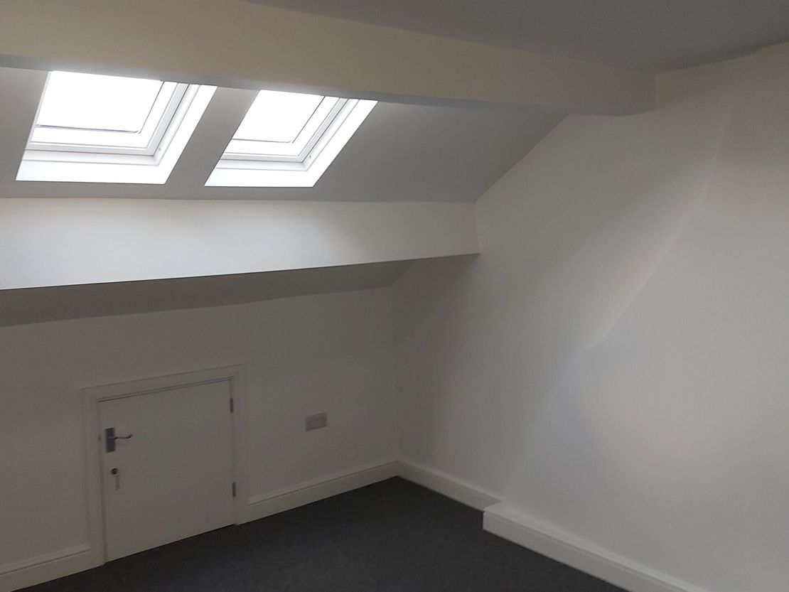 18a High Street West, Glossop, SK13 8BH