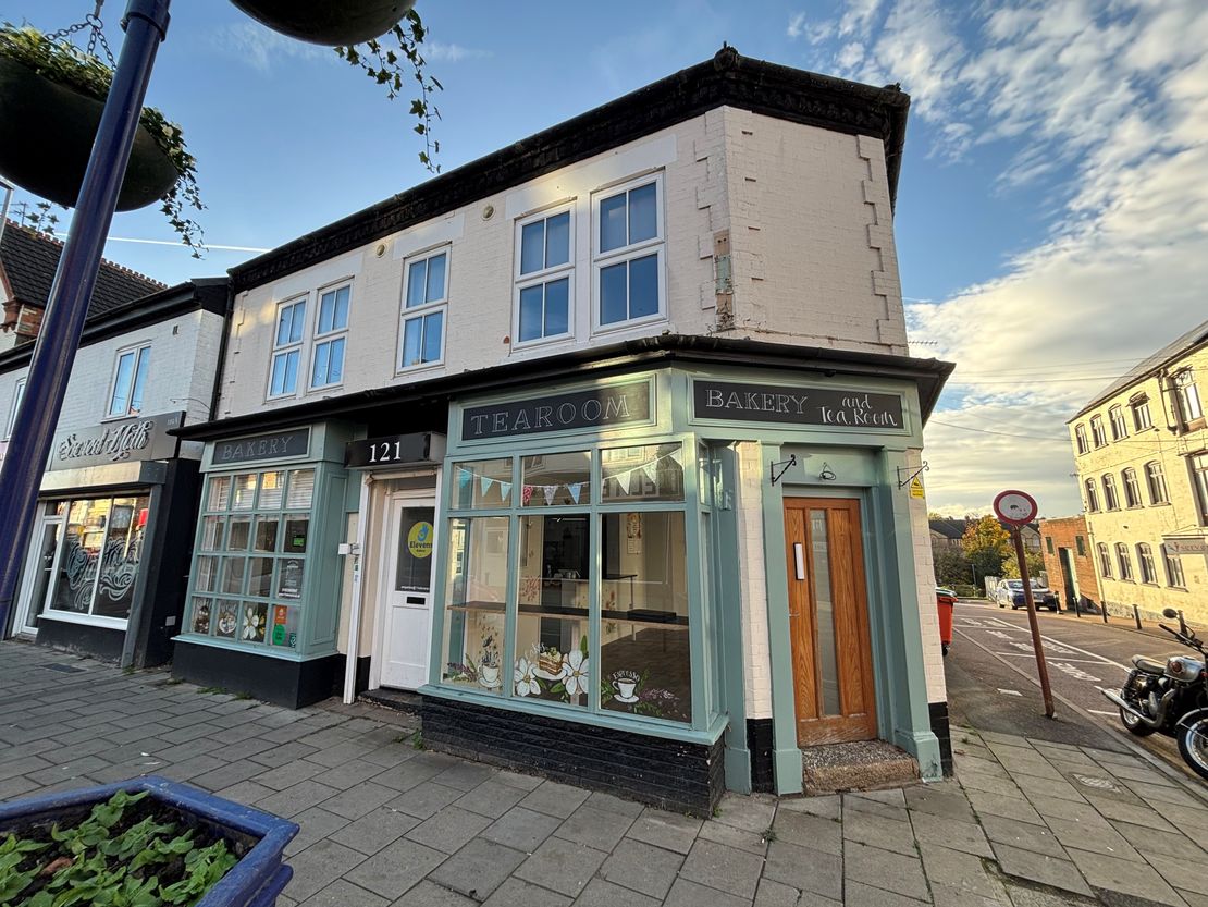121 High Street, Rushden, Northamptonshire, NN10 0NZ