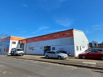 Property Image for 5A-5B King Street, Houghton Regis, Dunstable, Bedfordshire, LU5 5TT