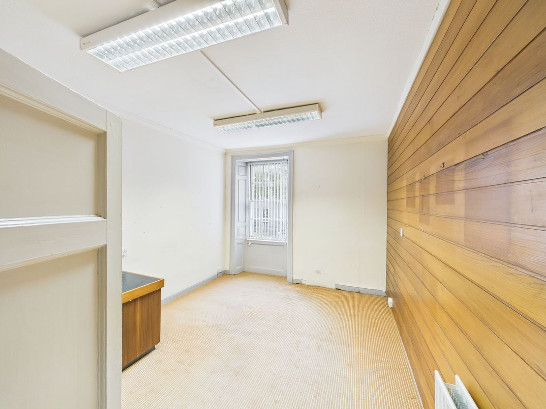 125 Nethergate, Dundee, City Of Dundee, DD1 4DW
