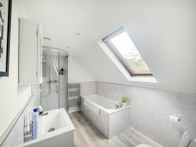 Property Image for Rushmoor Garage, Tilford Road, Rushmoor, Farnham, GU10 2EP