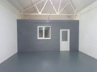 Property Image for Unit 14-18 Clonmel Road Business Park, Clonmel Road, Stirchley, Birmingham West Midlands UK B30 2BU