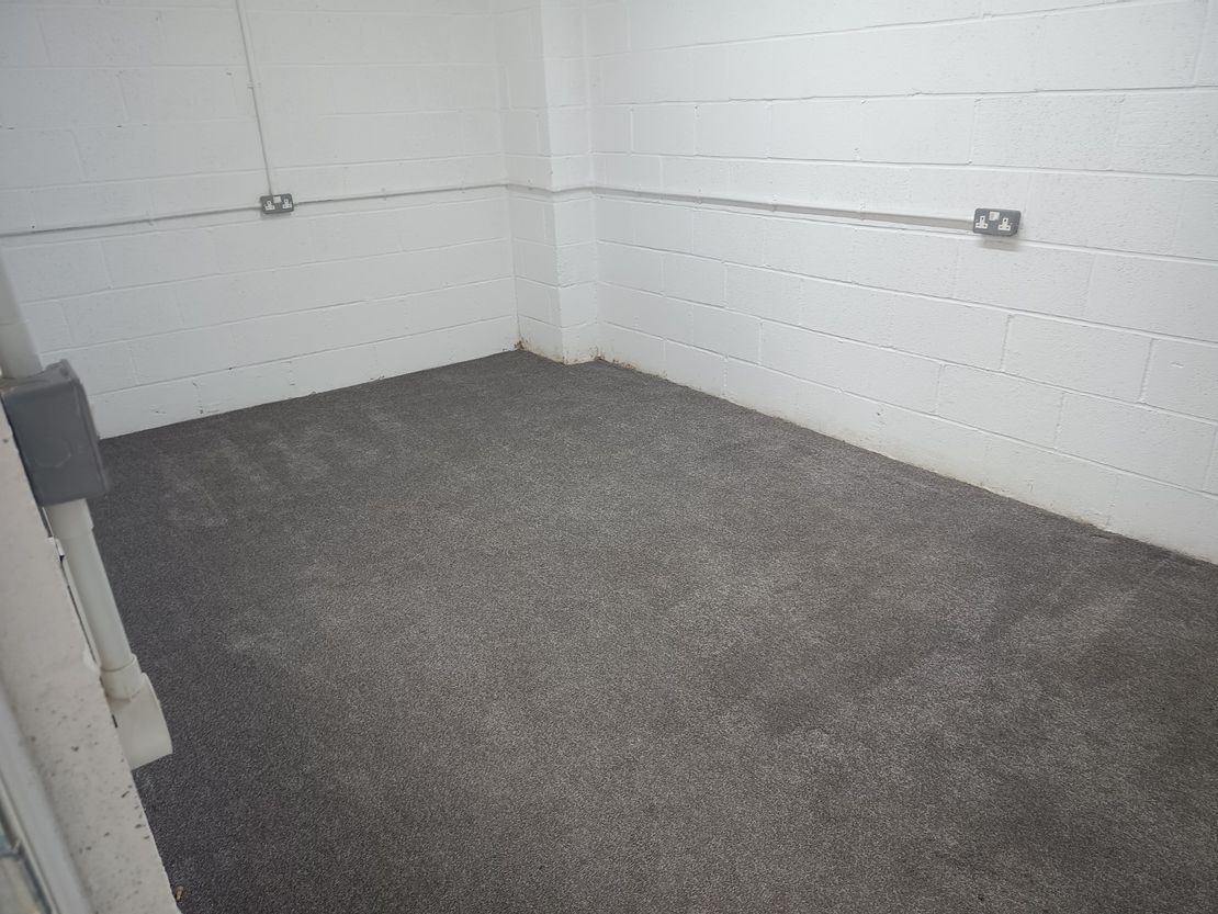 Unit 14-18 Clonmel Road Business Park, Clonmel Road, Stirchley, Birmingham West Midlands UK B30 2BU