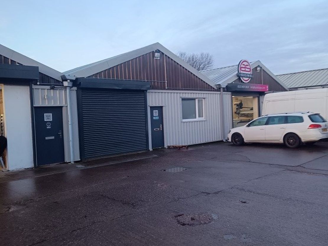 Pershore Rd, King's Norton, Birmingham B30 3DR