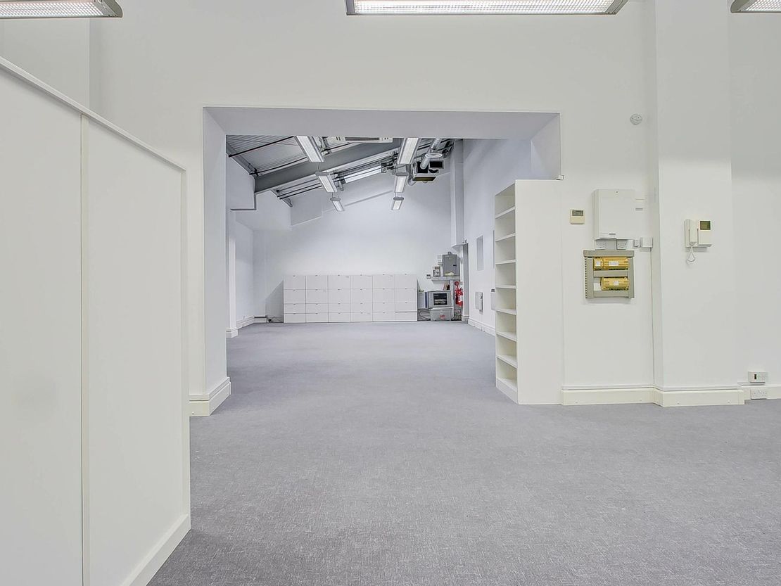 2 Whitacre Mews, London, Greater London, SE11 4AB