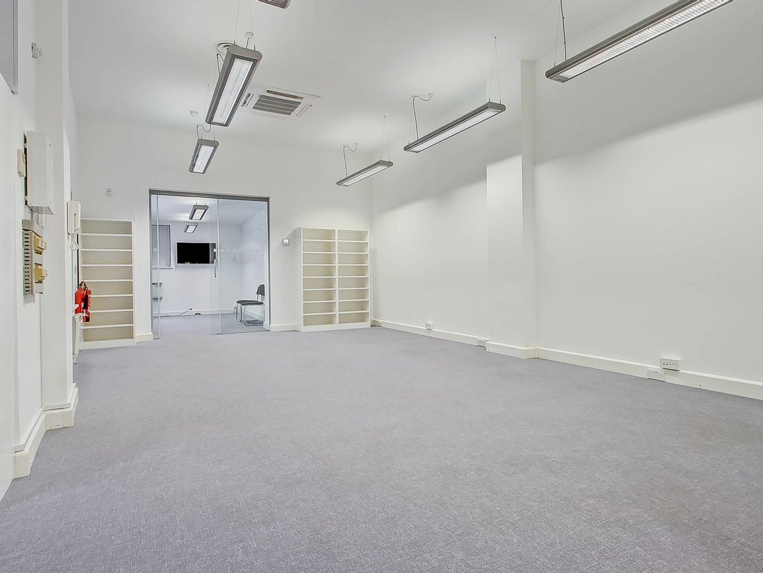 2 Whitacre Mews, London, Greater London, SE11 4AB