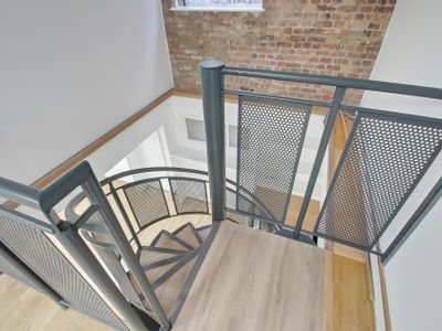 Property Image for To the Point Ltd, 5 Maidstone Buildings Mews, London, Greater London, SE1 1GN