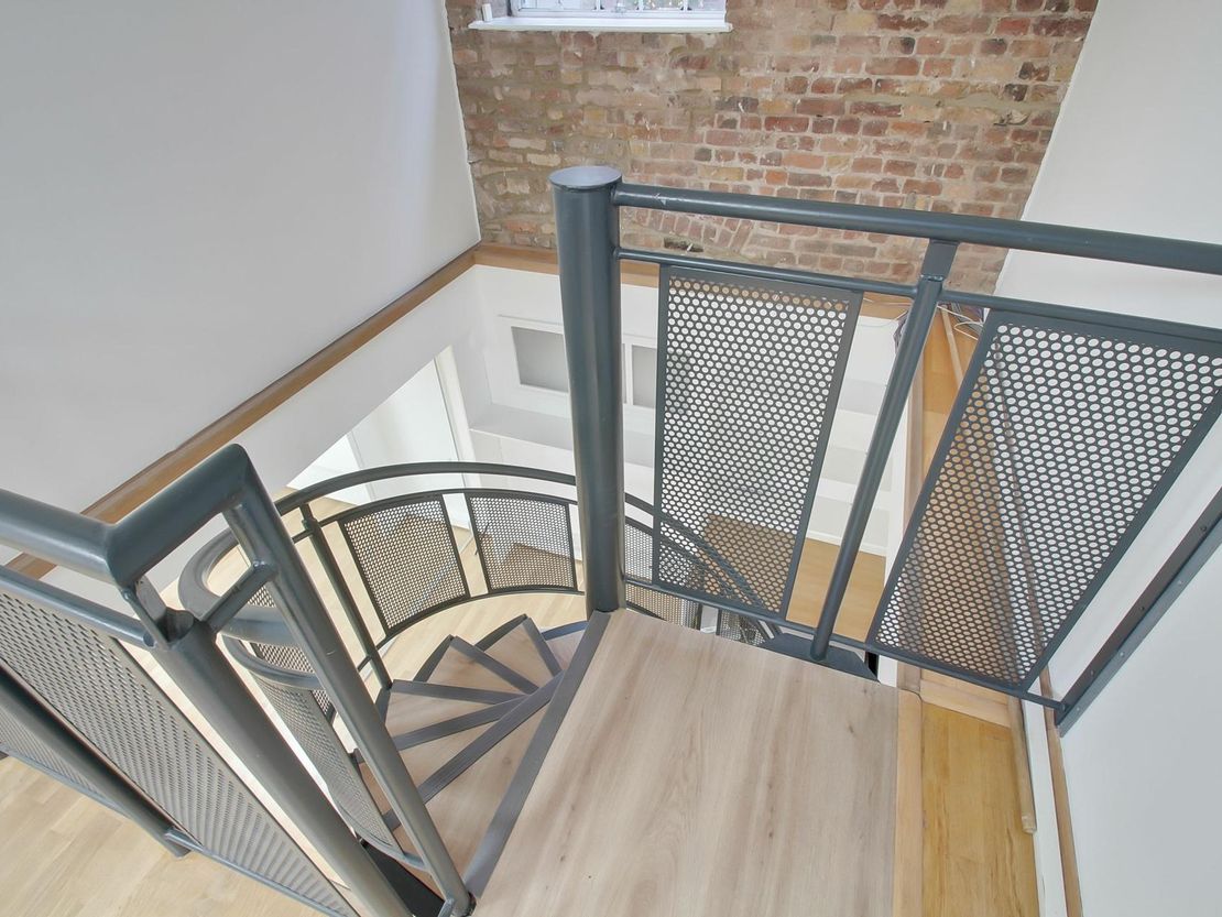 To the Point Ltd, 5 Maidstone Buildings Mews, London, Greater London, SE1 1GN