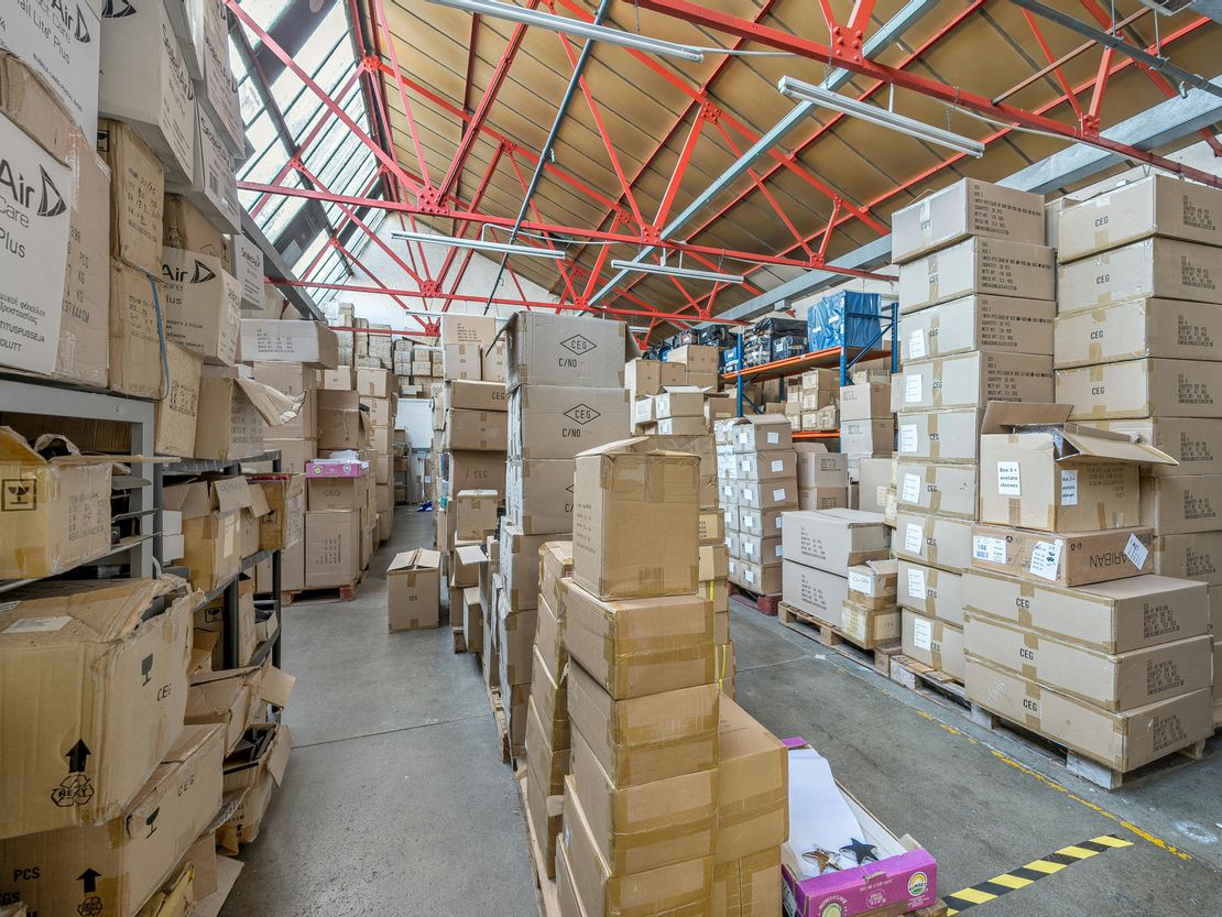 Unit 6, Garnett Close, Watford, WD24 7GN