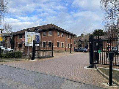 Property Image for Unit 16B, Chiltern Court, Asheridge Road, Chesham, HP5 2PX