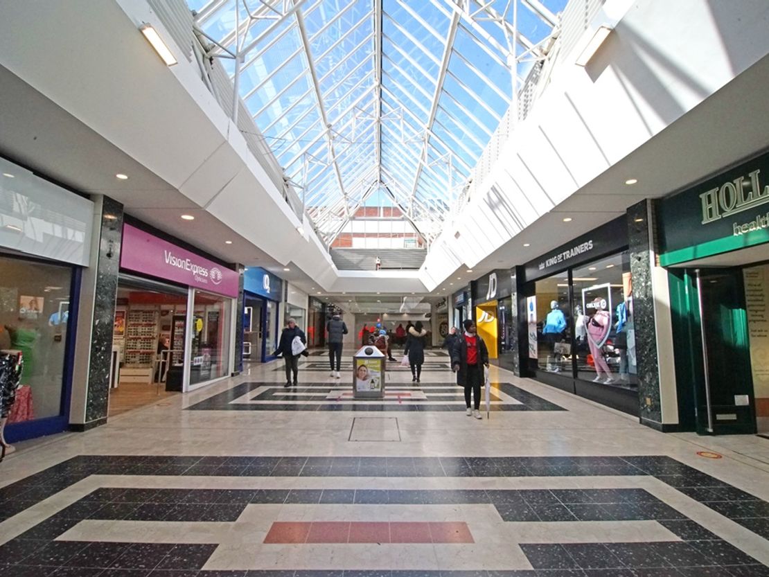 Newlands Shopping Centre, Newlands Shopping Centre, Kettering, Northamptonshire, NN16 8JA