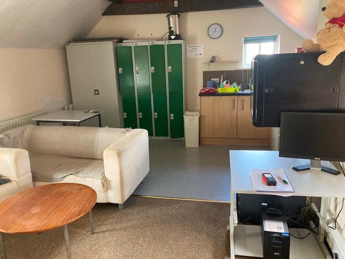 Buttercross Veterinary Centre, Long Acre, Bingham, Nottinghamshire, NG13 8AF