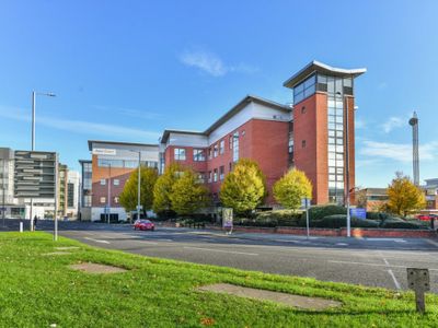 Property Image for Apex Court, City Link, Nottingham, Nottinghamshire, NG2 4LA