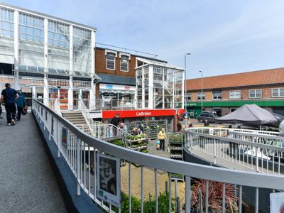 Property Image for Unit 23 Idlewells Centre, Sutton in Ashfield, Sutton in Ashfield, Nottinghamshire, NG17 1BN