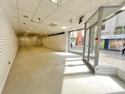 Property Image for Unit 9 St Marks Place Shopping Centre, Unit 9 St Marks Place, Newark, Nottinghamshire, NG24 1XT