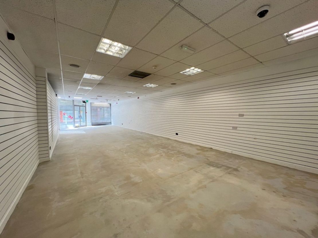 Unit 9 St Marks Place Shopping Centre, Unit 9 St Marks Place, Newark, Nottinghamshire, NG24 1XT