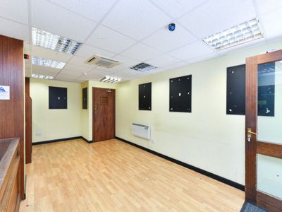 Property Image for Unit 11 Idlewells Centre, Sutton in Ashfield, Sutton in Ashfield, Nottinghamshire, NG17 1BN