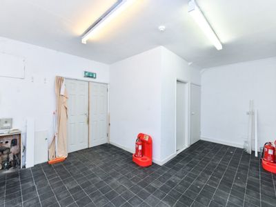 Property Image for Unit 12 Idlewells Centre, Sutton in Ashfield, Sutton in Ashfield, Nottinghamshire, NG17 1BN