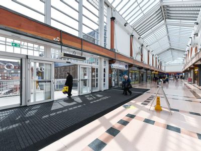 Property Image for Unit 12 Idlewells Centre, Sutton in Ashfield, Sutton in Ashfield, Nottinghamshire, NG17 1BN