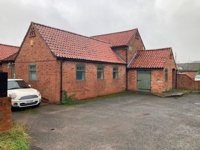 Property Image for Buttercross Veterinary Centre, Long Acre, Bingham, Nottinghamshire, NG13 8AF