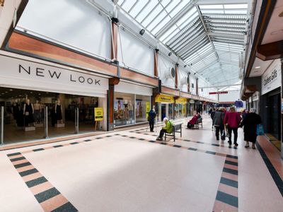 Property Image for Unit 13 Idlewells Centre, Sutton in Ashfield, Sutton in Ashfield, Nottinghamshire, NG17 1BN