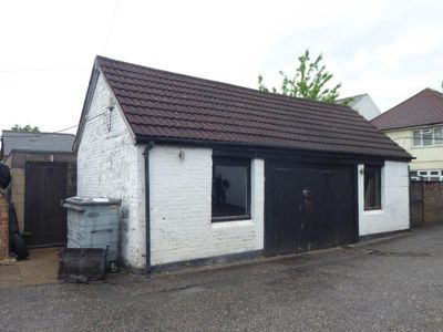 Property Image for 35 High Brooms Road, Tunbridge Wells, TN4 9DA