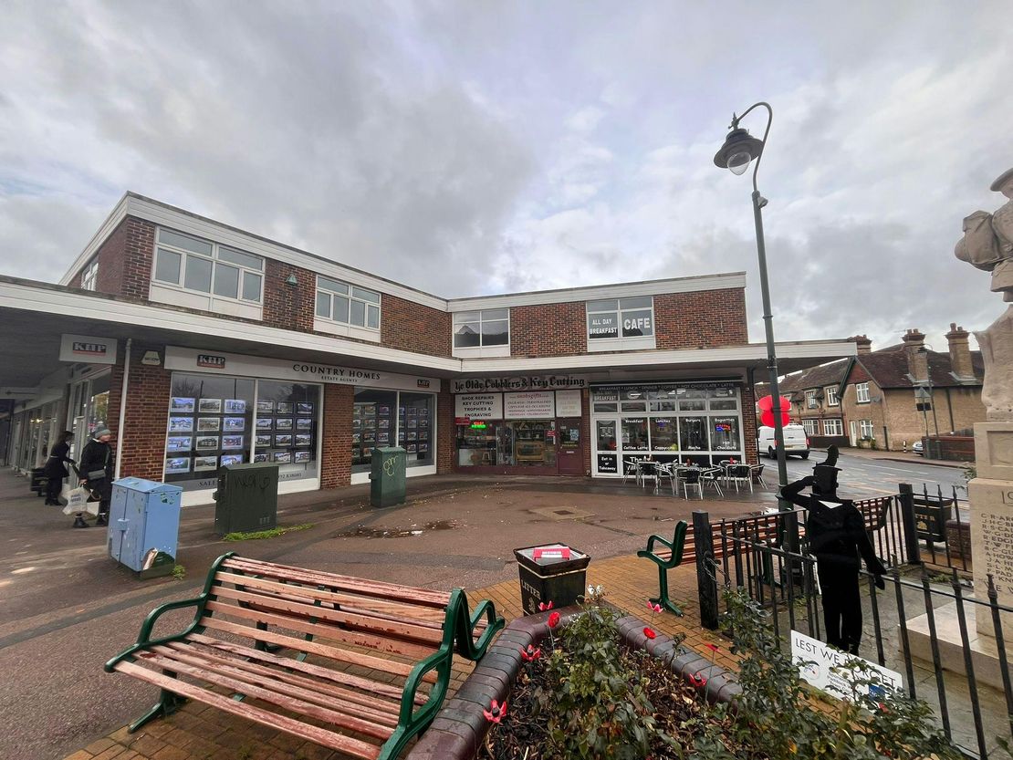 4 Commercial Road, Paddock Wood, Tonbridge, TN12 6EL