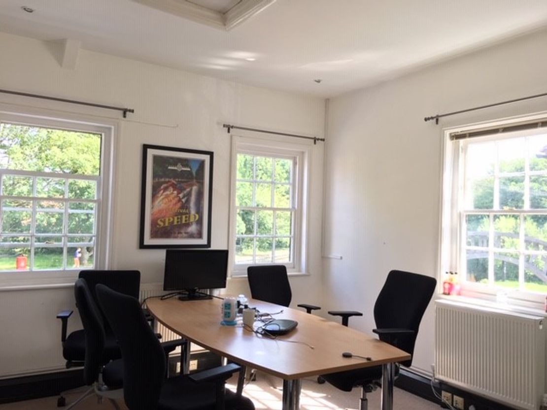 14 West Mills, Newbury, West Berkshire, RG14 5HG