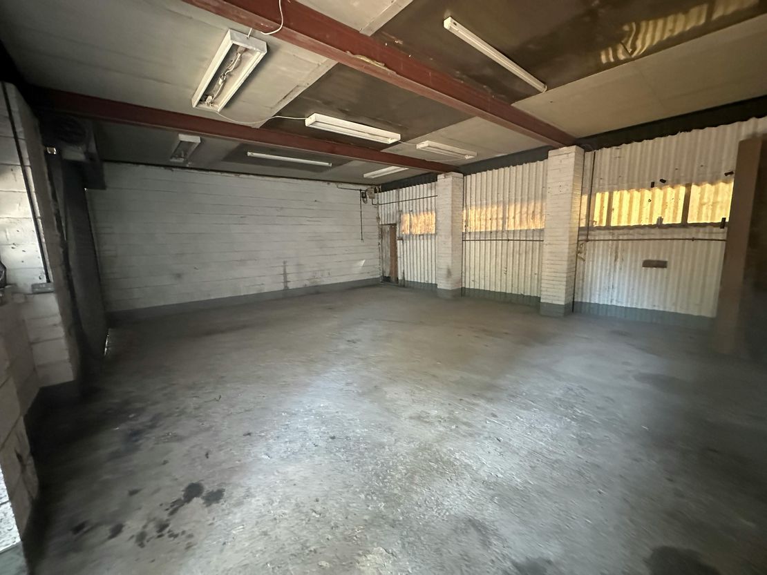 Rushmoor Garage, Tilford Road, Farnham, GU10 2EP